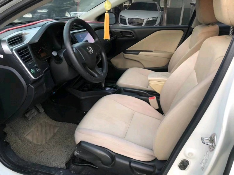 广州17年本田锋范6