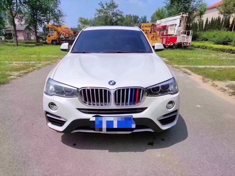 北京17年宝马X48