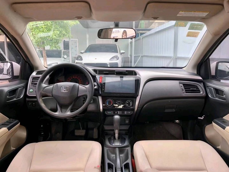 广州16年本田锋范7