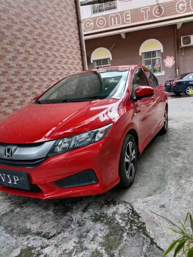 广州16年本田锋范2