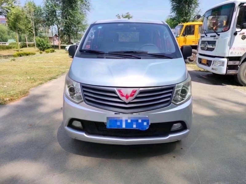 北京15年五菱汽车宏光1