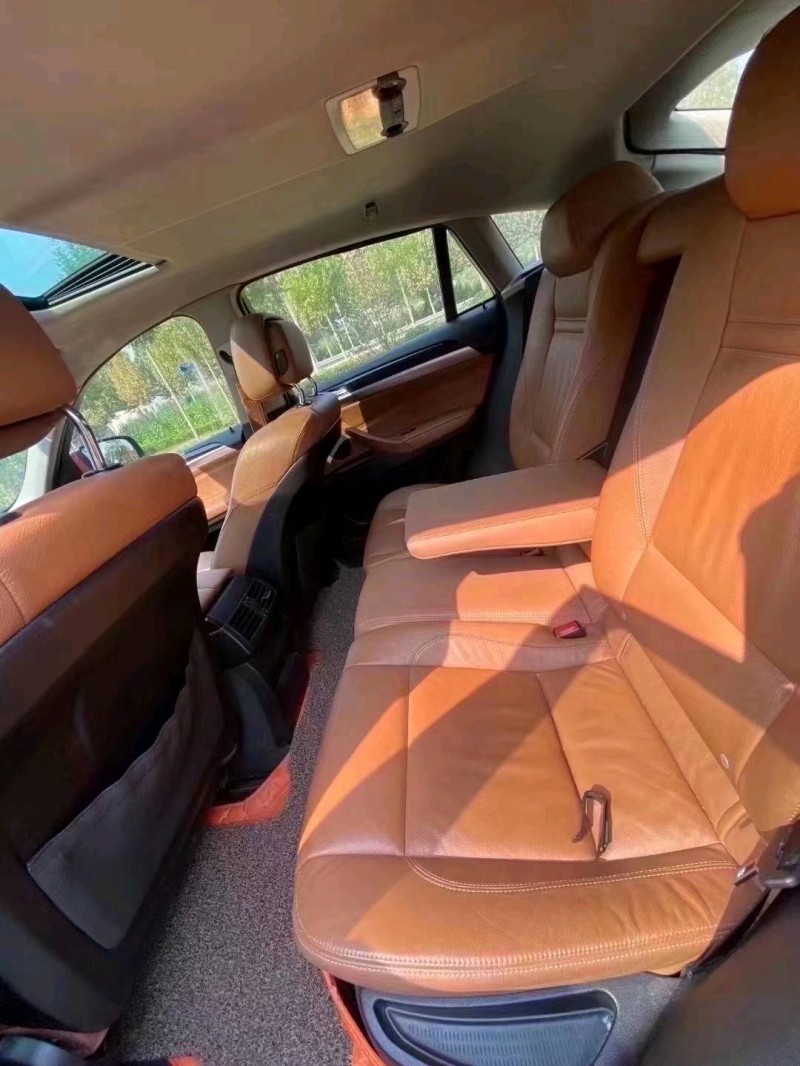 北京11年宝马X66