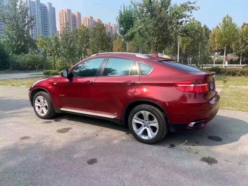 北京11年宝马X67