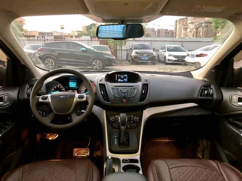 广州15年福特翼虎8