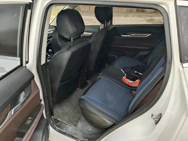 北京19年汉腾汽车X57