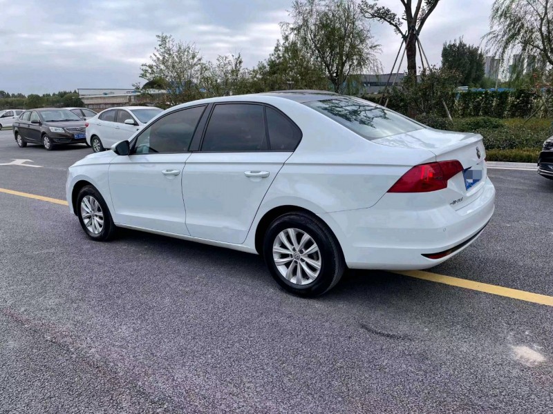 邯郸16年大众宝来7