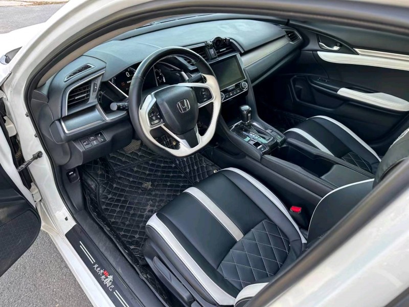 沈阳19年本田思域4