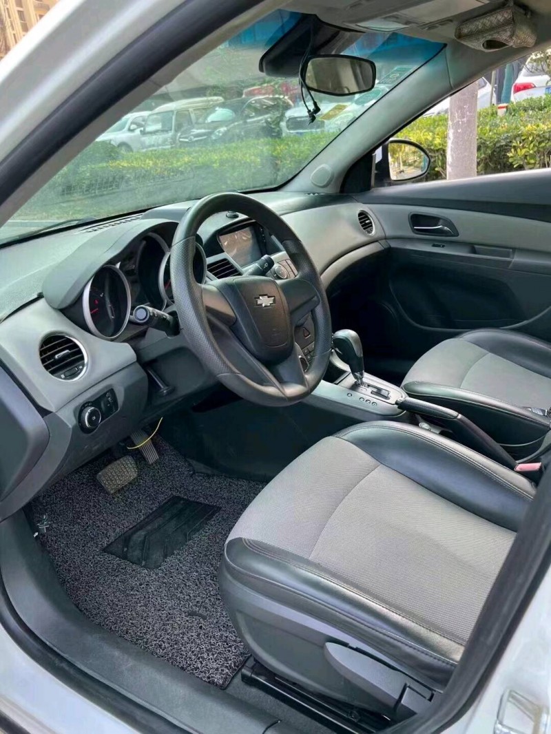 北京13年雪佛兰科鲁兹4