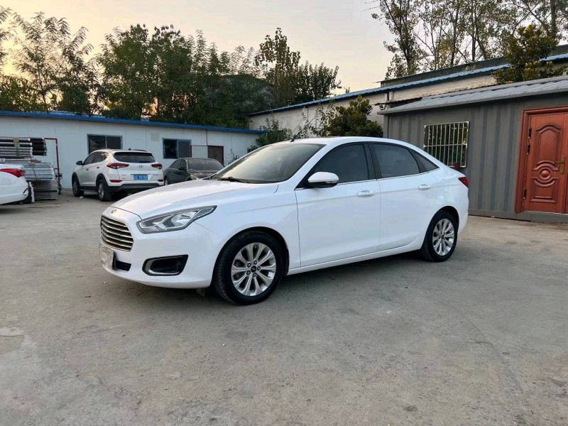 徐州15年福特福睿斯3