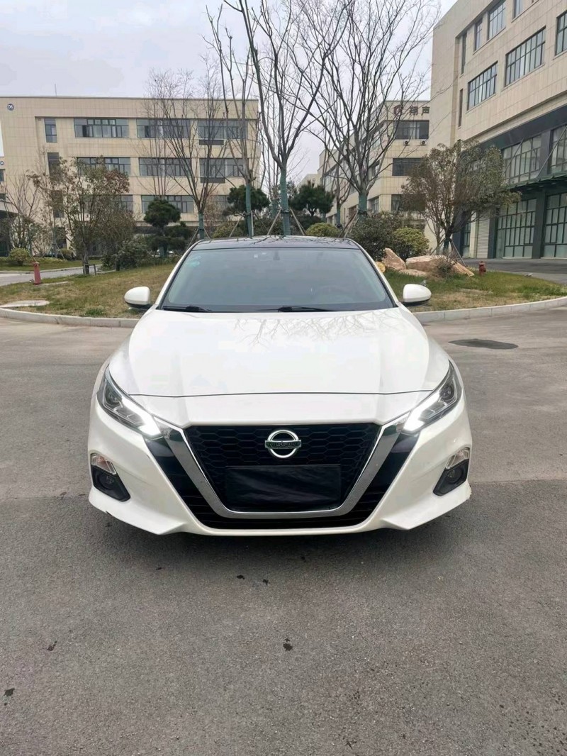 宿遷18年日產天籟1
