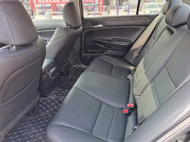 北京13年本田雅阁9