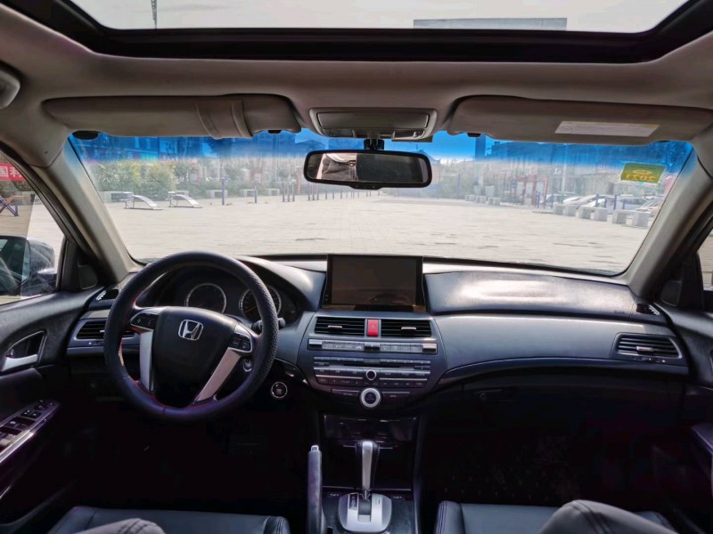 北京13年本田雅阁8