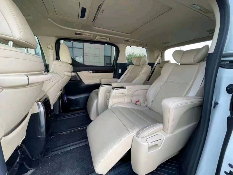 邯郸17年丰田埃尔法4