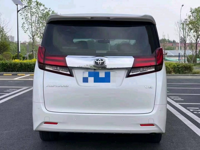 邯郸17年丰田埃尔法3