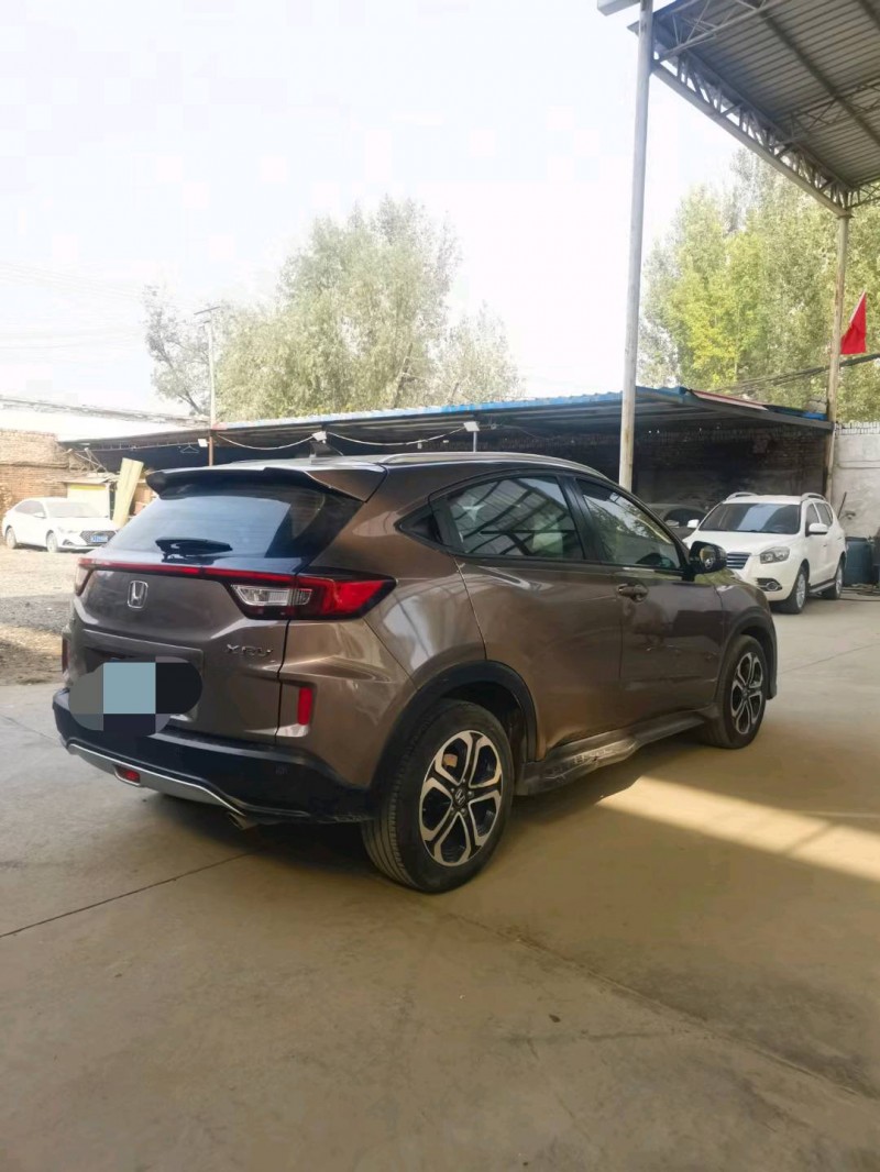 保定15年本田XRV8