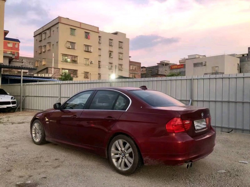 广州11年宝马3系4