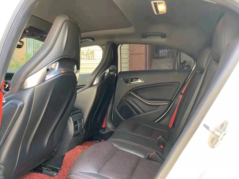 广州17年奔驰AMG5