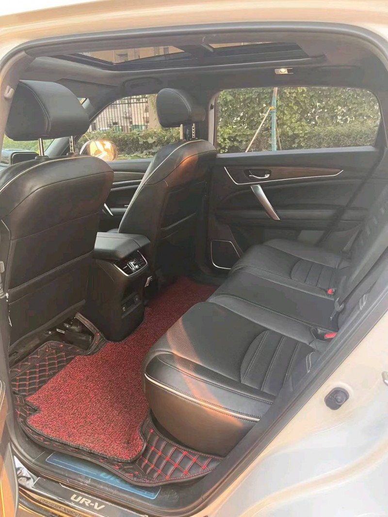 徐州19年本田URV6