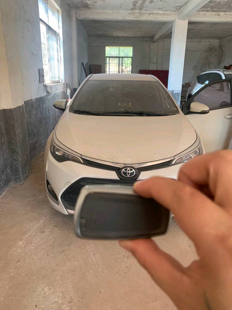 邯郸18年丰田雷凌1