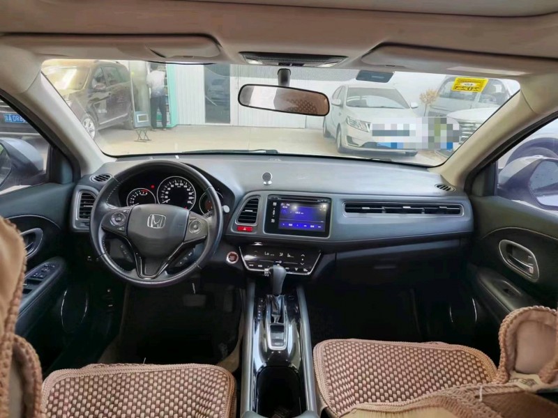 保定15年本田缤智1