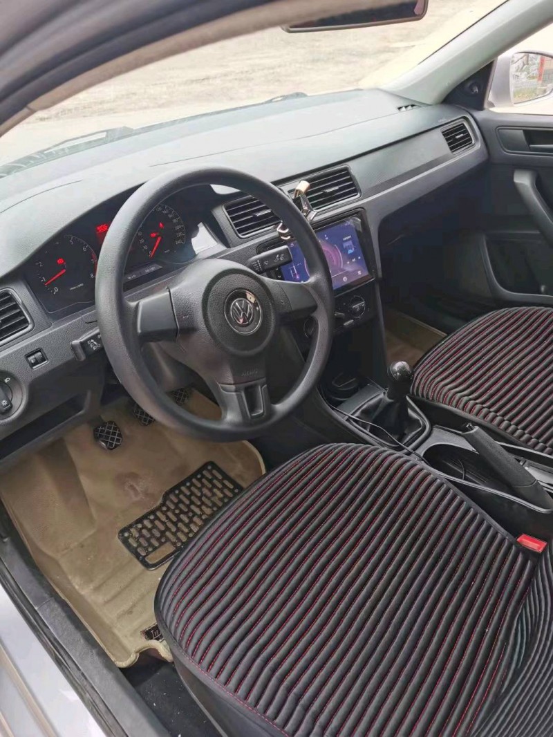 北京14年大众桑塔纳4