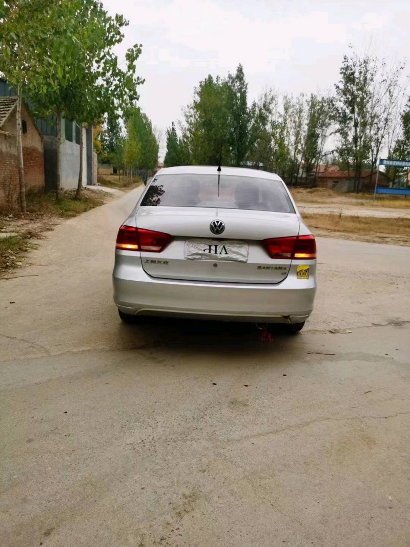 北京14年大众桑塔纳9