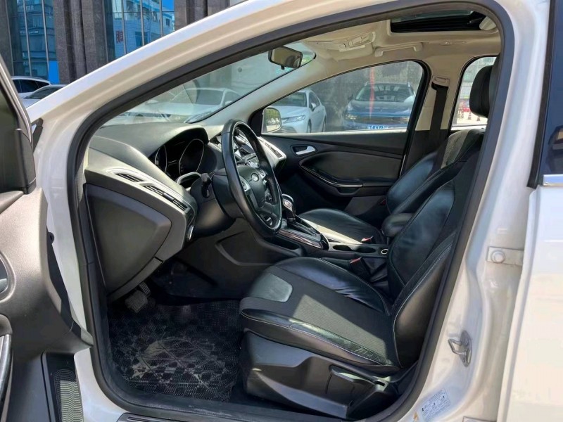 东莞14年福特福克斯7