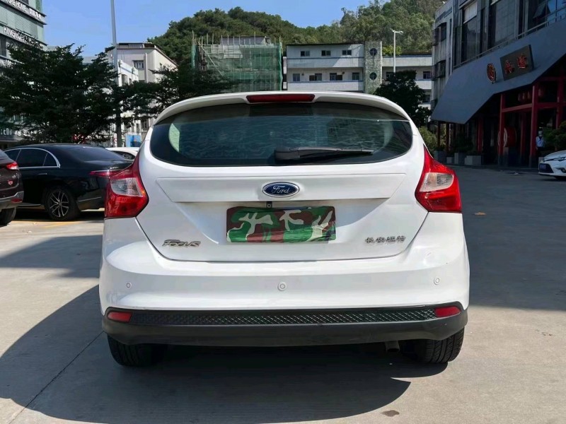 东莞14年福特福克斯9