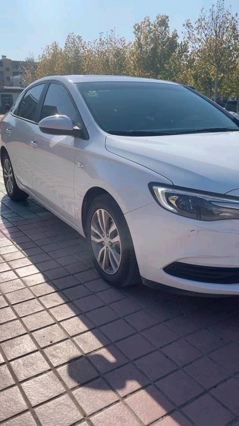 北京21年别克英朗2