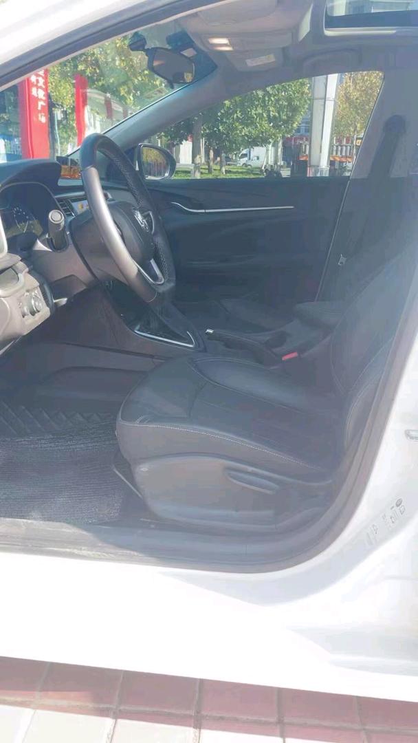 北京21年别克英朗7