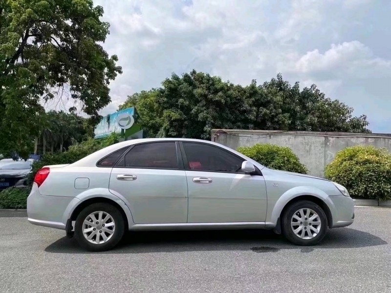 广州15年别克凯越5