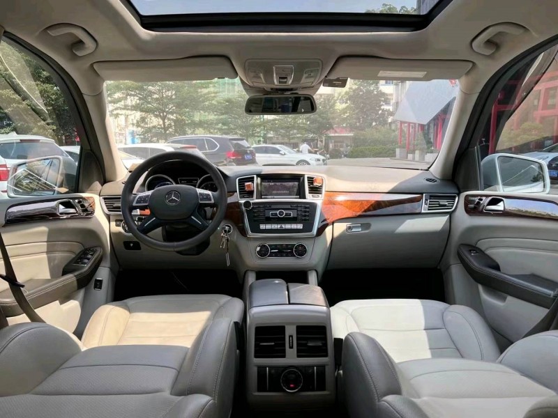 东莞13年奔驰ML5