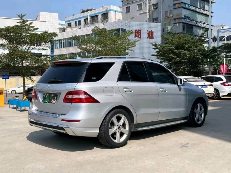 东莞13年奔驰ML8