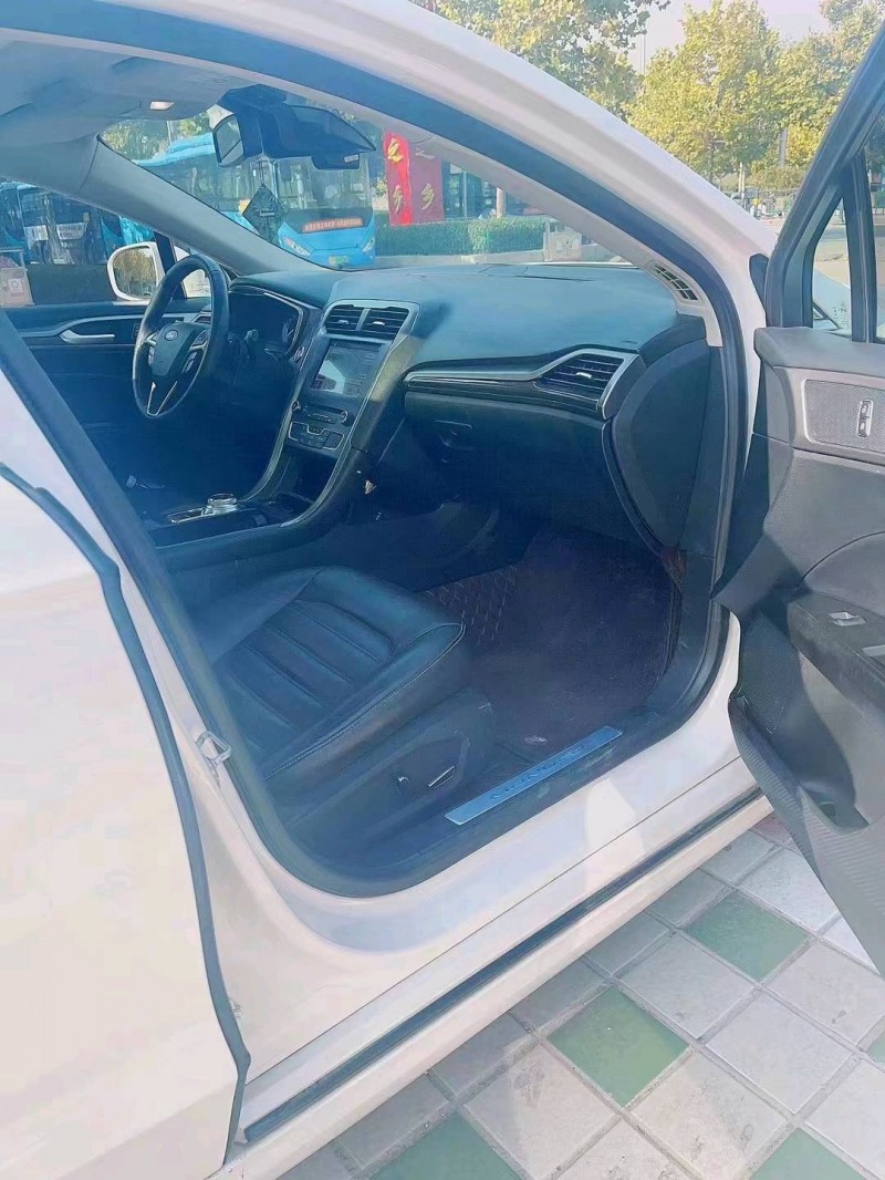 北京17年福特蒙迪欧7