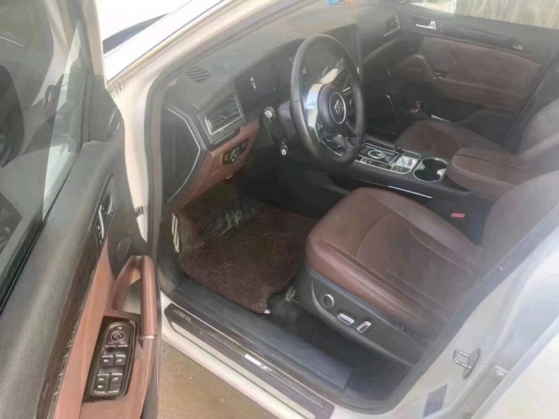 北京18年众泰T6004