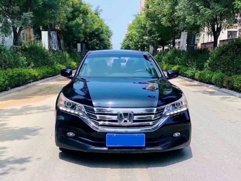 济南14年本田雅阁1