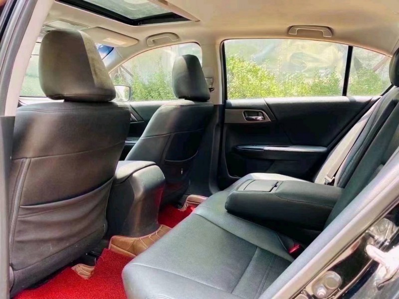 济南14年本田雅阁7