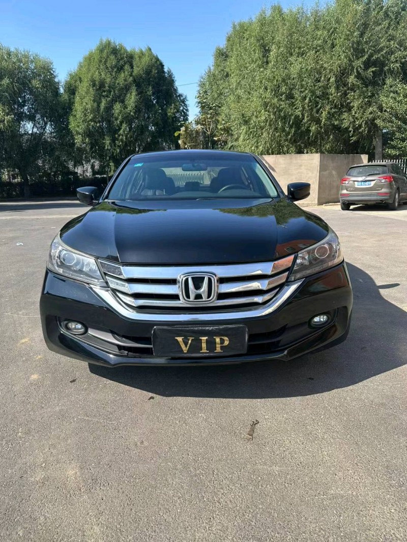 沈阳16年本田雅阁1