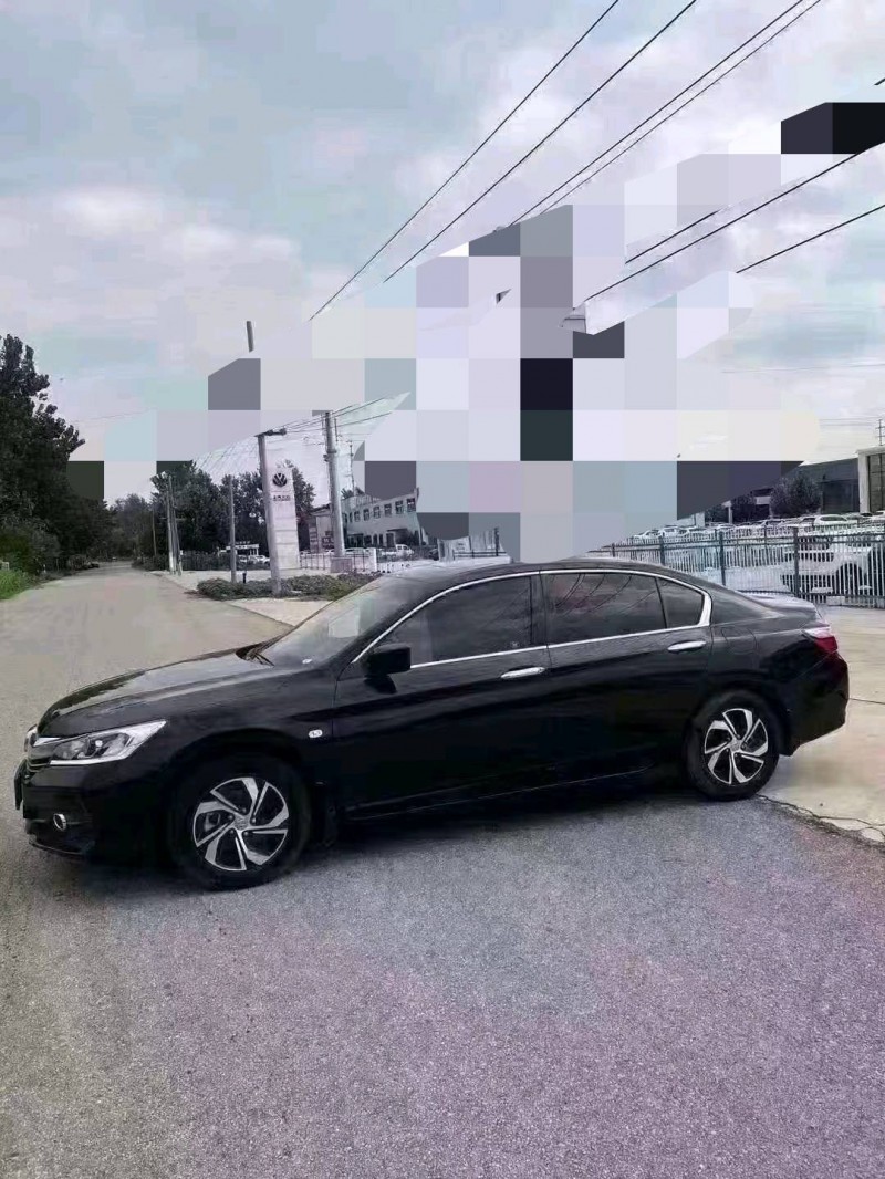 济宁17年本田雅阁6