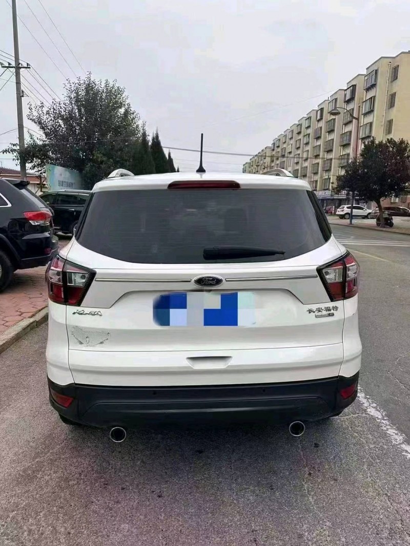 东营19年福特翼虎2