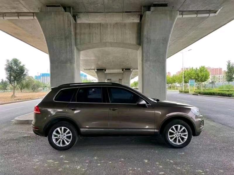 成都12年大众途锐4