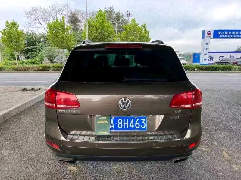 成都12年大众途锐5