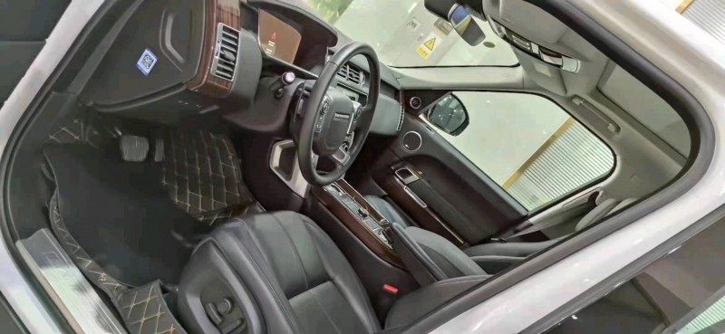 广州18年路虎揽胜行政4