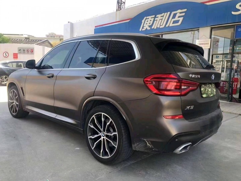 广州21年宝马X36