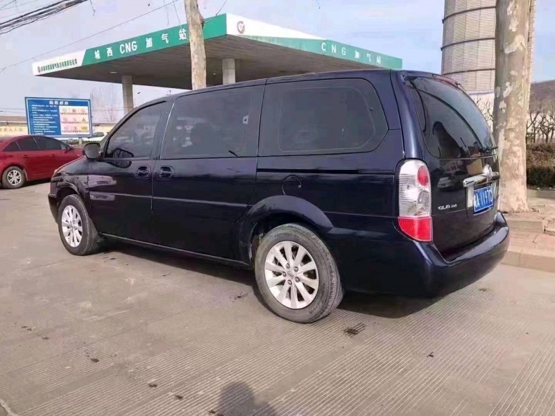 济南16年别克GL86