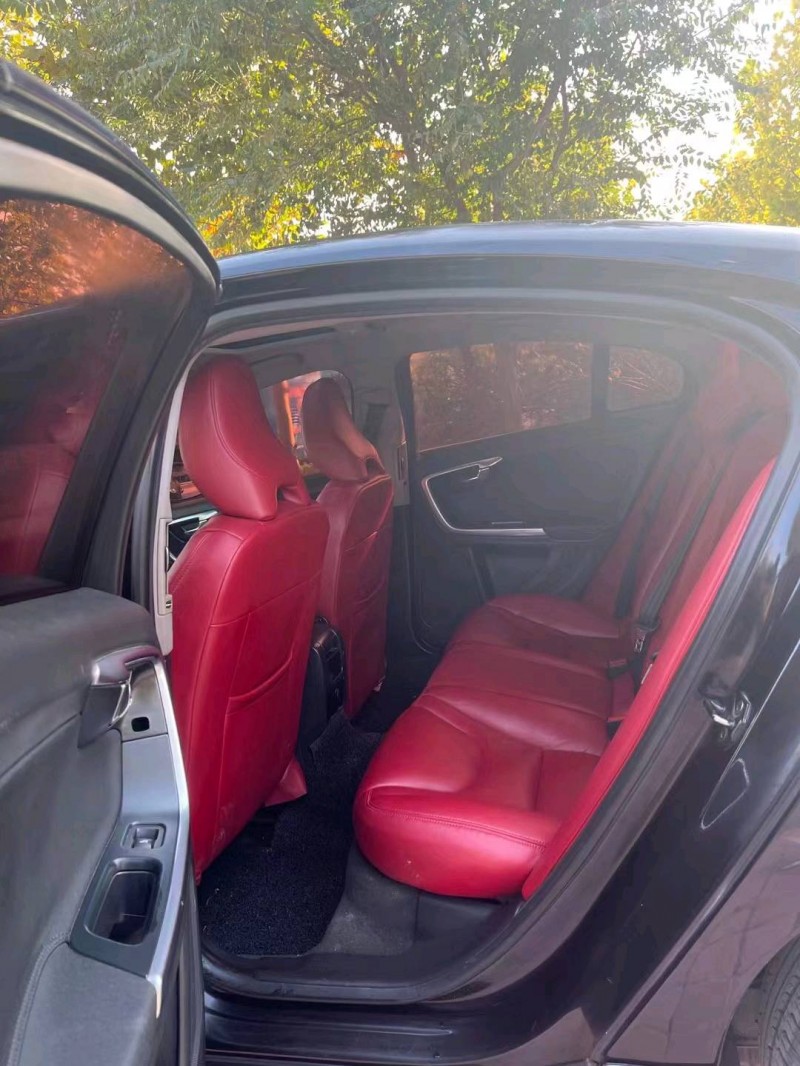 北京13年沃尔沃S60L5