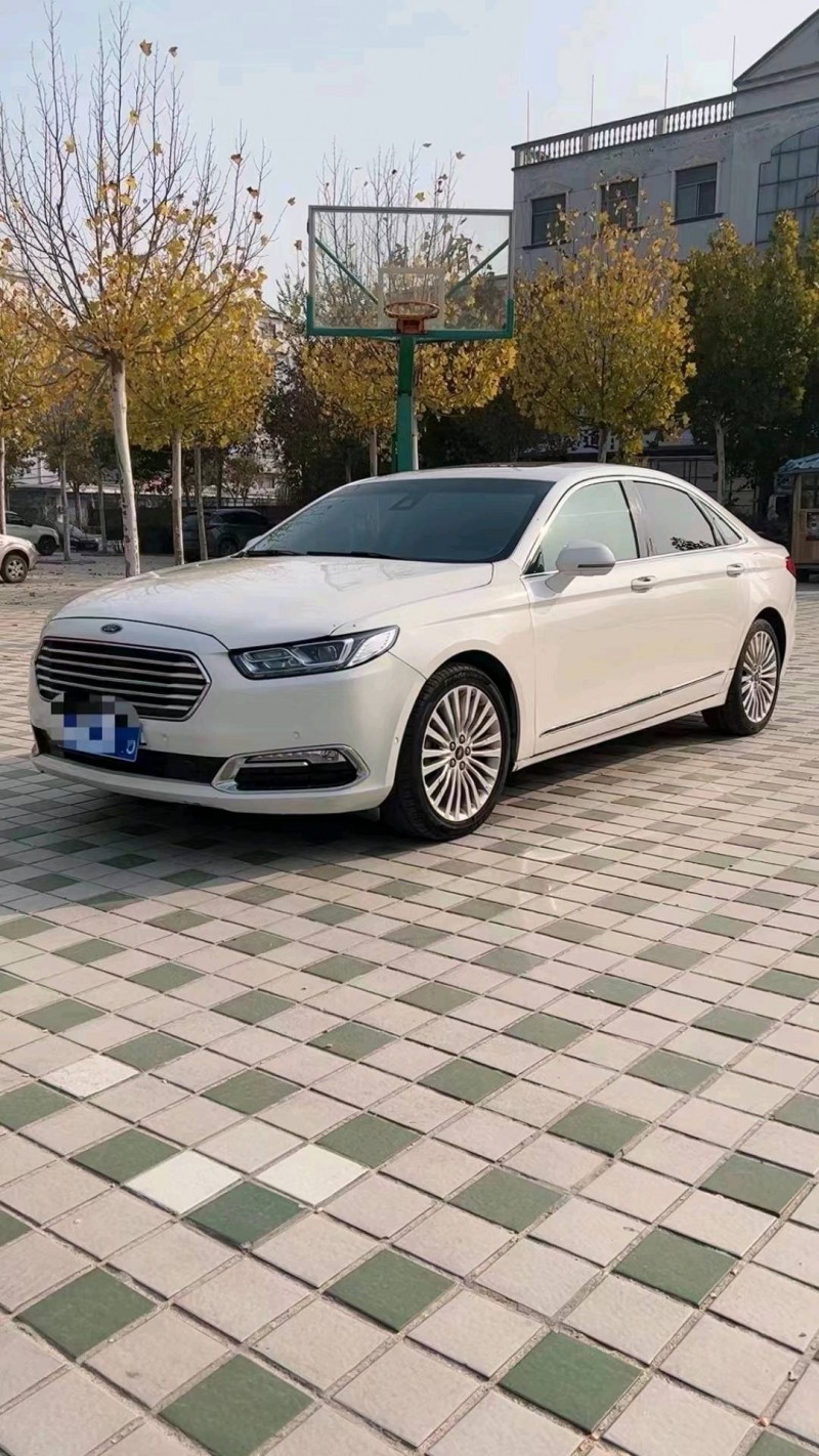 北京16年福特金牛座2