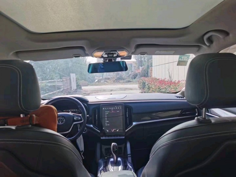 北京18年中华V76