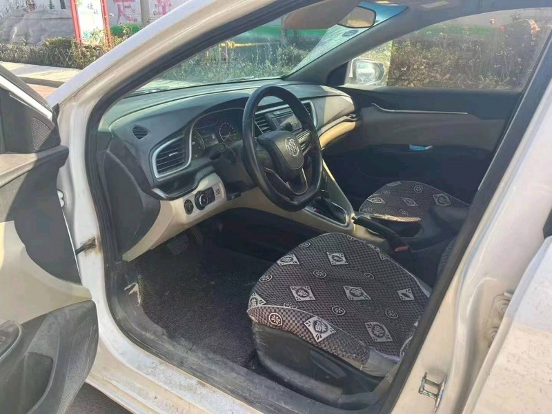 枣庄17年别克英朗3