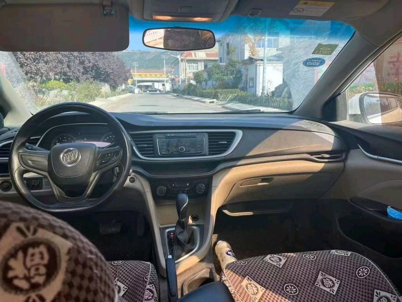 枣庄17年别克英朗1